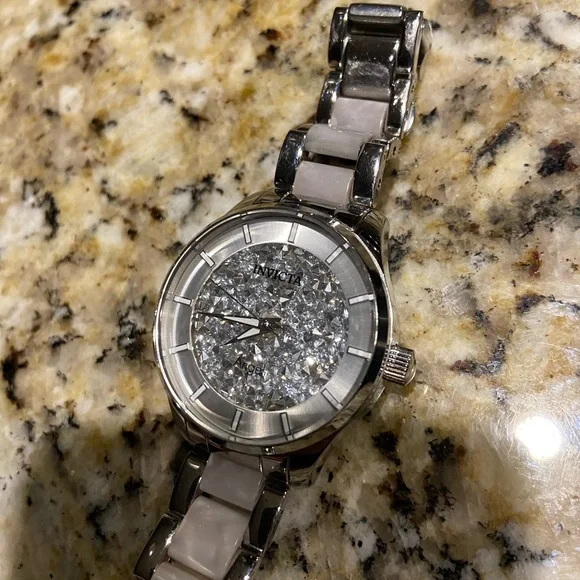 Watch, Invicta Angel - Picture 12 of 16